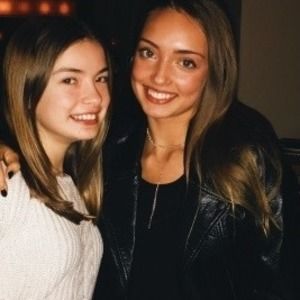 Meet your Posher, Mackenzie